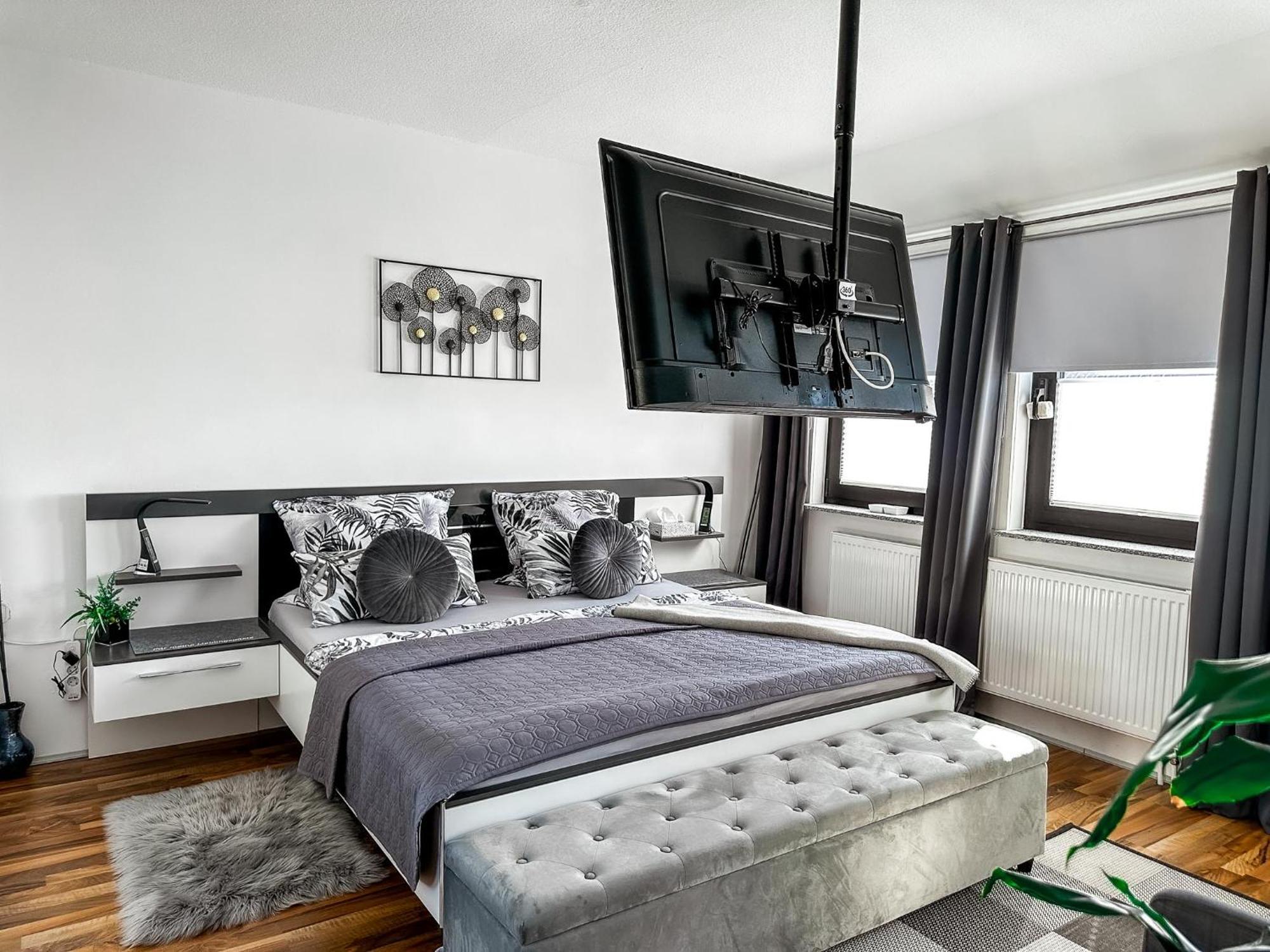 Ebony&ivory Apartment *